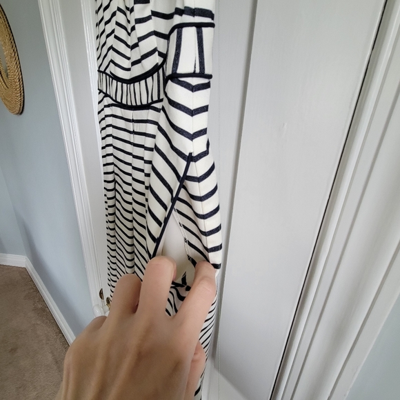 Professional or Easter Dress - Picture 2 of 4